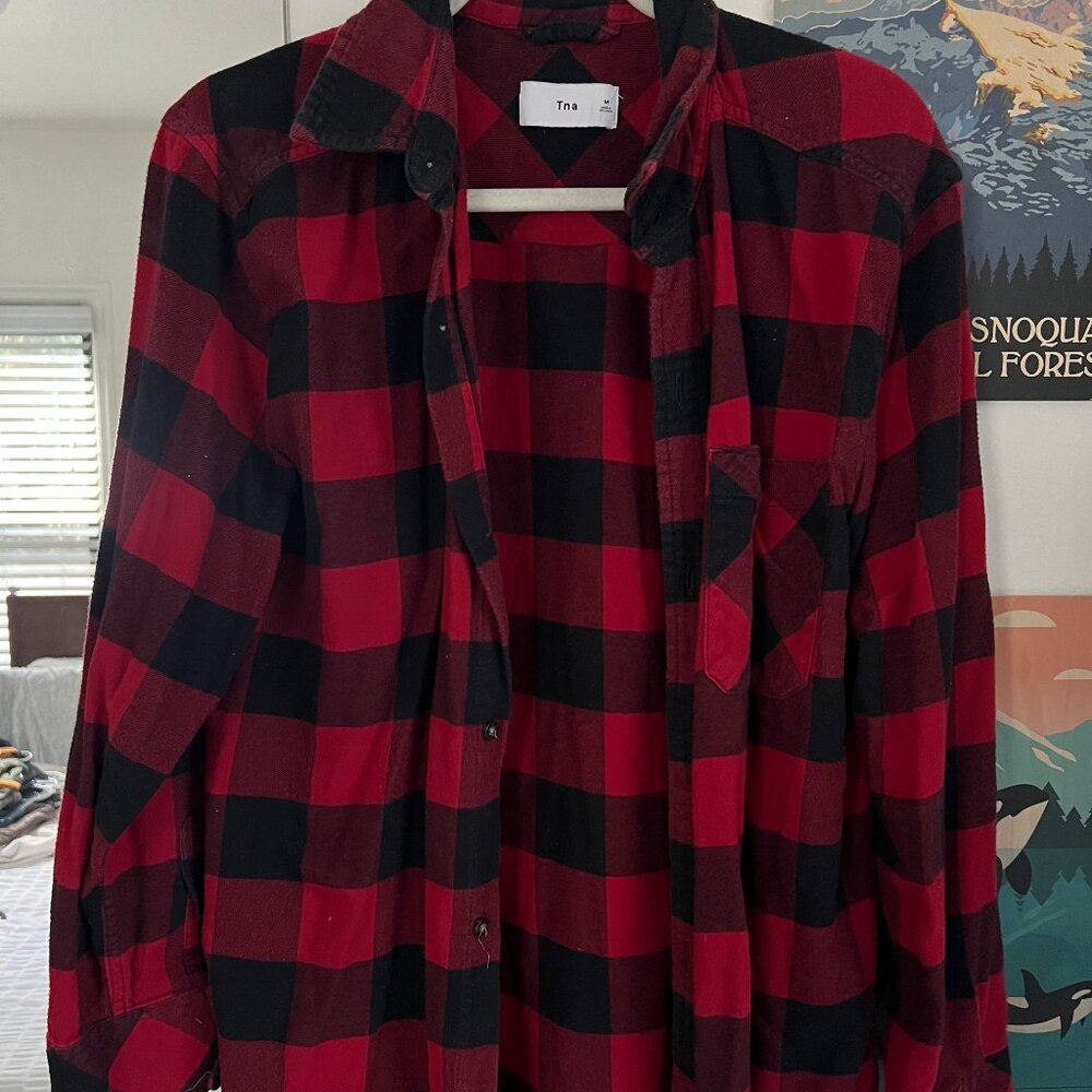 Aritzia TNA Plaid Long-Sleeve Button-Up Flannel